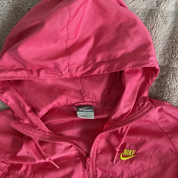 Girls Nike Jacket - Picture 3 of 3